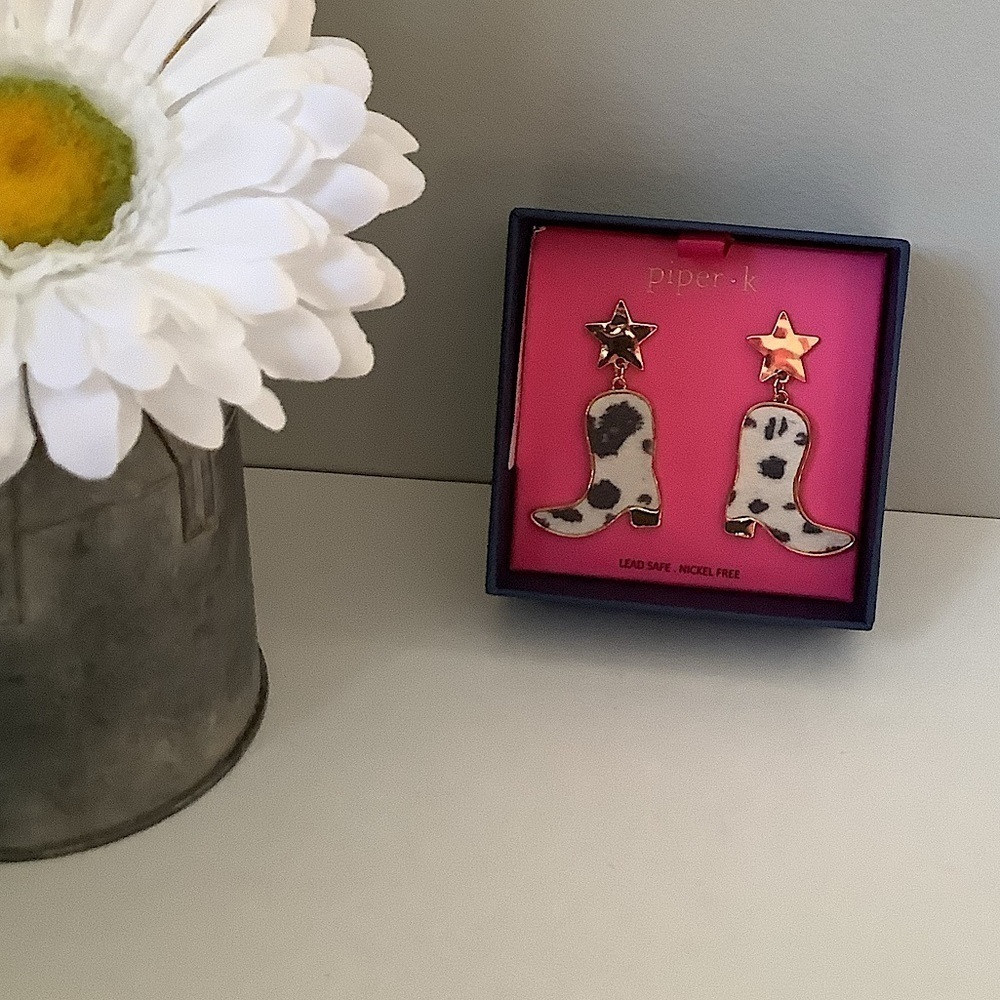 Piper K Cowboy Boots & Star Earrings New